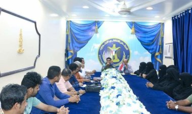 المحمدي يناقش التحضيرات لفعاليات يوم الأرض مع منسقية المجلس في جامعة حضرموت