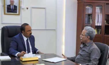 المحافظ بن ماضي يوجه بتعزيز كهرباء مديرية دوعن بـ 300 ألف لتر ديزل شهريًا لتحسين الخدمة للمواطنين