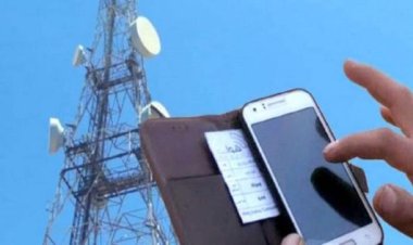 بعد انقطاع لساعات.. عودة خدمتي الاتصالات والإنترنت في عدن