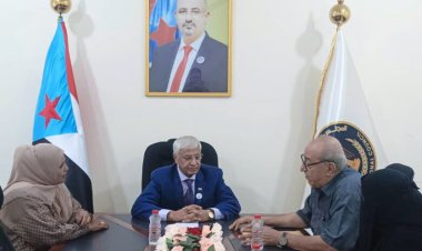 نائب رئيس فريق الحوار الجنوبي يلتقي قيادة مجلس عدن الوطني