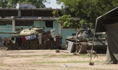 حاكم دارفور يدعو مواطني الإقليم لحمل السلاح للدفاع عن أنفسهم