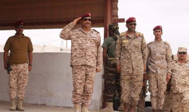 قائد المنطقة الثانية يدشن العام التدريبي للواء الشرطة العسكرية