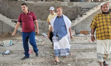 مدير عام المنصورة يتفقد العمل في عدد من المشاريع الخدمية بالمديرية