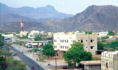 انفجار عبوة ناسفة في سوق مديرية مودية