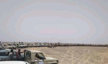 قبائل الصبيحة تنفذ وقفة احتجاجية مسلحة رفضًا لاستحداث قوات طارق صالح موقعًا عسكريًا في أراضيها