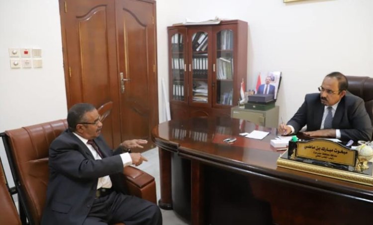 محافظ حضرموت يلتقي رئيس الشعبة الجزائية المتخصصة بالمحكمة الجزائية الاستئنافية المتخصصة
