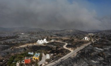 اليونان تقدم عطلة مجانية لسياح فروا من رودس