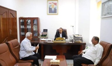 المحافظ بن ماضي يشيد بدور مركز حضرموت للدراسات التاريخية في حفظ وتوثيق تاريخ حضرموت.