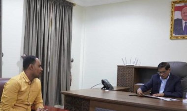 النائب البحسني يناقش مع رئيس فرع نقابة الصحفيين نشاط النقابة والإعلام بوادي وصحراء حضرموت