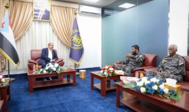 اللواء بن بريك يشيد بدور ومهام لواء حماية المنشآت ويحثهم على العمل بوتيرة عالية