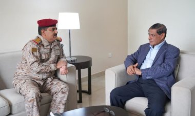 النائب البحسني يطلع من وزير الدفاع على سير العمل القتالي في الجبهات