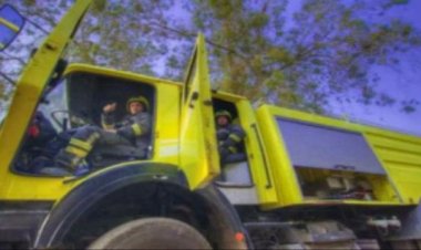 الدفاع المدني بساحل حضرموت يخمد حريقين بالمكلا.