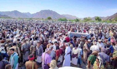 جموع غفيرة تشيع جثمان المناضل اللواء عبد الله طرموم في مسقط رأسه بوادي خوره