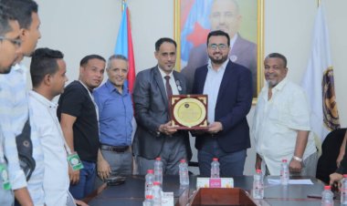 رئيس الهيئة الوطنية للإعلام الجنوبي يلتقي المجلس التنسيقي لمنظمات المجتمع المدني في حضرموت