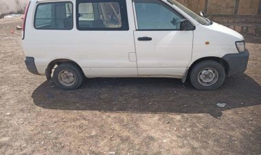 أمن أبين يستعيد سيارة مواطن قُتل قبل أيام على يد عصابة