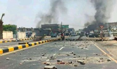 احتجاجات وقطع للطرق في لحج بسبب بانقطاع الكهرباء