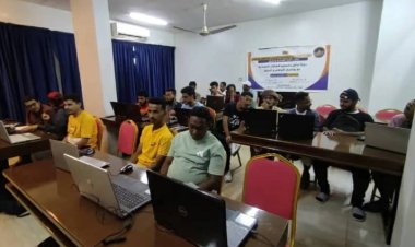 منسقية الانتقالي بكلية الهندسة بجامعة حضرموت تنظم دورة في تحليل وتصميم المنشآت الخرسانية