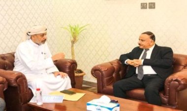 وزير النقل يوجه بمنع الشاحنات الأجنبية غير المحملة بالبضائع في التنقل بين المحافظات