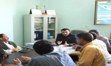 رئيس انتقالي شبوة يطلع على احتياجات مستشفى رضوم وخدماته.