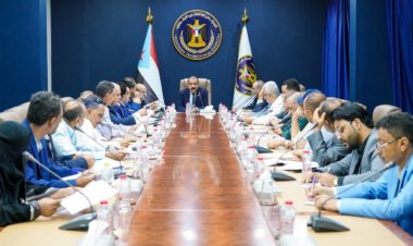 هيئة رئاسة الانتقالي تُشيد بزيارة الرئيس الزُبيدي للولايات المتحدة وتؤكد أهميتها لدعم تطلعات شعبنا لاستعادة دولته