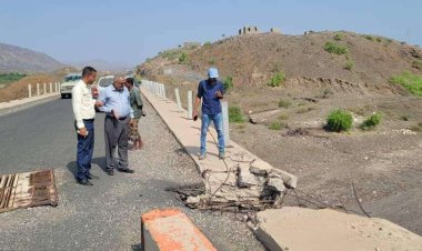 فريق هندسي من صندوق الطرق يتفقد الصيانة الطارئة لطريق المسيمير