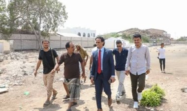 السقاف يتفقد المنشآت الرياضية في مديرية خور مكسر بالعاصمة عدن