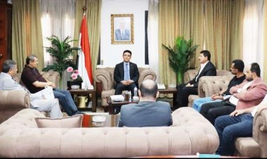 رئيس اللجنة الوطنية للتحقيق القاضي المفلحي يلتقي سفير اليمن لدى مصر الدكتور محمد مارم