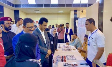 الوكيل الجيلاني يدشن أعمال المعرض العقاري التسويقي الأول بحضرموت