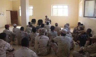 محاضرة حول الضبط والربط العسكري بخفر السواحل بالمكلا