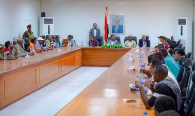 المحافظ بن الوزير يستقبل قيادات محافظة أبين ونجوم منتحب الناشئين ونادي حسان الرياضي.