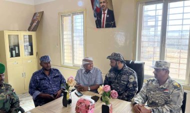 قائد قوات حرس المنشآت يلتقي قائد الحزام الأمني بسقطرى