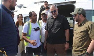 أبين..الوزير الحريزي والماس يطلعان على محطة الوزن المحوري المتنقلة في دوفس