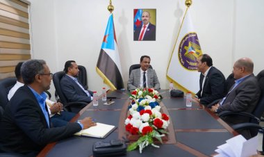 باعوم يبحث مجالات التعاون والاستثمار مع شركة بيسكو الدولية ومؤسسة جامعة الريادة.