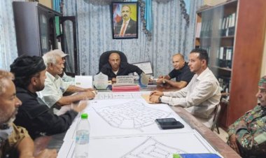 الضالع.. مدير عام الحصين ورئيس الانتقالي بالمديرية يلتقيان اللجنة الوطنية للتحقيق في ادعاءات انتهاكات حقوق الإنسان