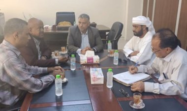 القائم بأعمال محافظ عدن يبحث ترتيبات إقامة بطولة دولية في الملاكمة بدعم إماراتي