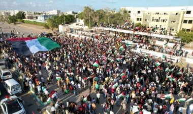 مظاهرات حاشدة في العاصمة عدن تضامناً مع غزة وتنديدا بجرائم الإحتلال