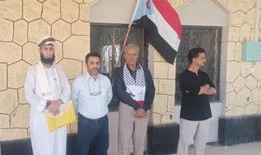 انتقالي الشيخ عثمان يدشن برنامج التوعية في المدارس الثانوية بالمديرية حول المظاهر السلبية ومخاطر التطرف