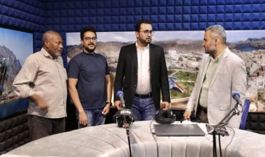 رئيس الهيئة الوطنية للإعلام الجنوبي يزور قطاع الإذاعة والتلفزيون