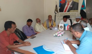 العاصمة عدن .. تنفيذية انتقالي البريقة تناقش برامج عملها القادم