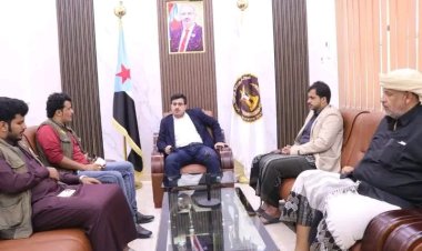 رئيس انتقالي المهرة يستقبل ممثل منظمة Yard للإغاثة والتنمية.