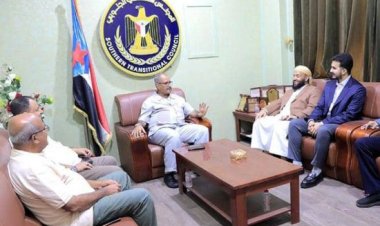 أمين الانتقالي يبحث جهود الأوقاف للارتقاء بالخطاب الديني