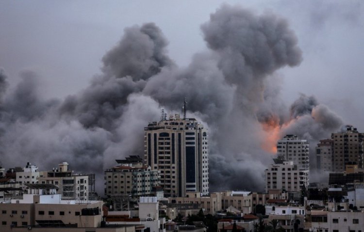 روسيا تقدم 27 طناً من المساعدات الغذائية إلى المدنيين في قطاع غزة.