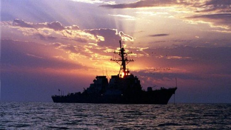 الدفاع الأمريكية: المدمرة يو إس إس كارني تعترض صواريخ حوثية