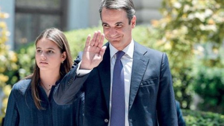 رئيس وزراء اليونان يصل إلى إسرائيل تمهيدًا للقاء نتنياهو