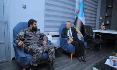 اليافعي يلتقي قائد قوات حرس المنشآت بالعاصمة عدن