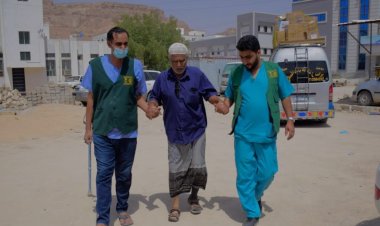 مركز الأطراف الصناعية في سيئون بمرحلته الرابعة يحيي أمل مراجعيه بحياة