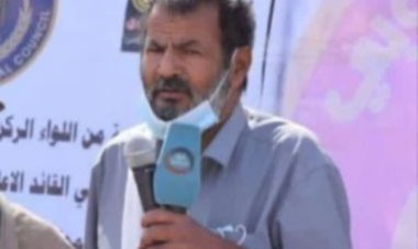 قائد محور أبين العميد النوبي يعزي في وفاة الشيخ مبارك الحجري رئيس انتقالي عسيلان شبوة