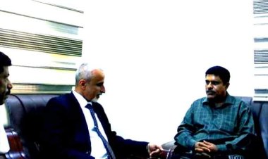 المحمدي يطلع على نتائج زيارات الدكتور الشبحي التفقدية للمرافق الصحية بحضرموت 