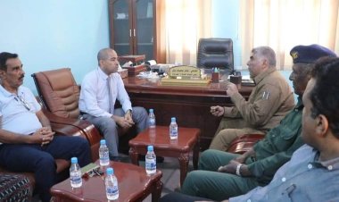 العميد المنهالي والقاضي بُنش يناقشان سبل تعزيز العمل المشترك لتدعيم حالة الأمن والاستقرار 