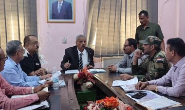 محافظ لحج يترأس اجتماع استثنائي بشأن إيقاف البسط وإزالة التعديات على أراضي الدولة